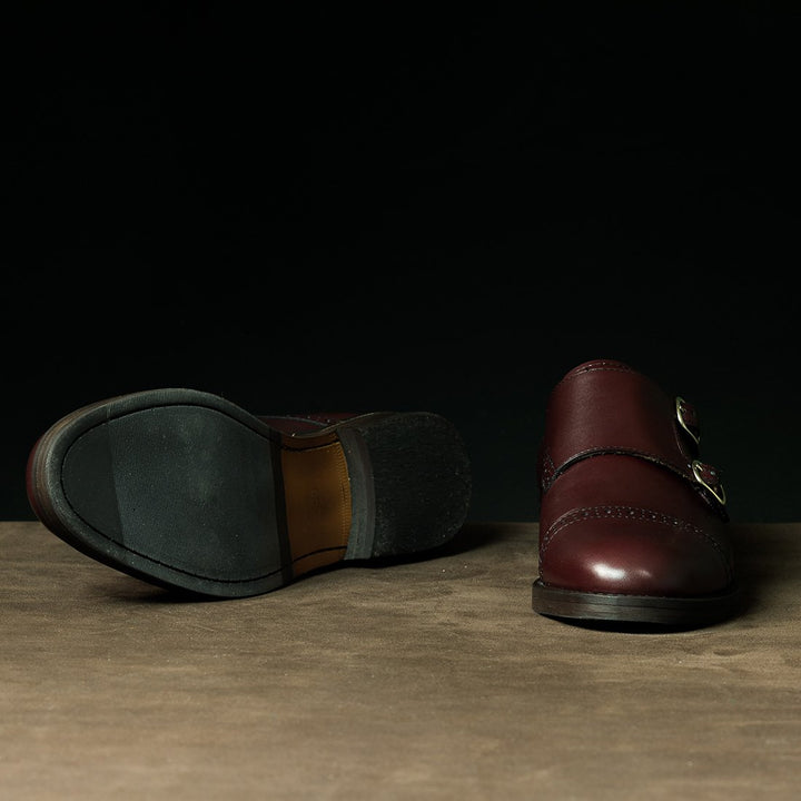 monk-burgundy-mujer